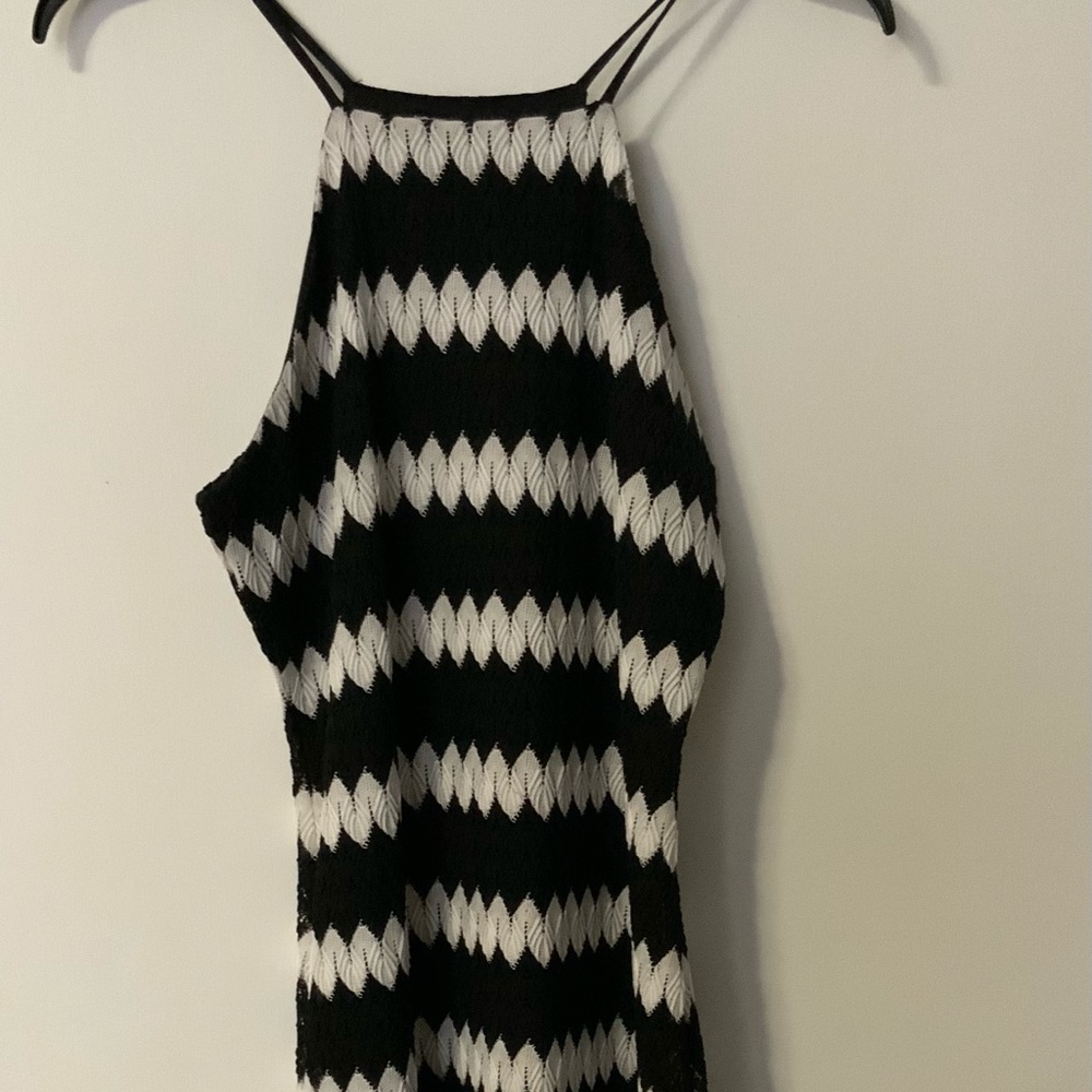 Stylish fitted dress. Perfect for any occasion